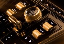 #TahukahAnda: Ada emas sebenar dalam Aston Martin DB12 Goldfinger Edition!