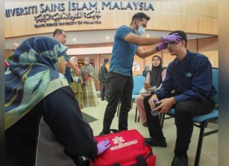 “Kemalangan ketika hantar anak daftar universiti, syukur ada insan mulia pinjamkan kereta,” ibu pelajar