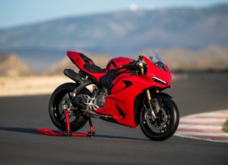 Ducati lancar Panigale dan Streetfighter enjin V2 baharu, 890cc, 120hp