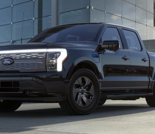 Jualan merudum, Ford mungkin henti jualan F-150 Lightning