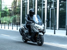 Yamaha Eropah perkenal TMAX (2025), enjin kini patuh Euro5+