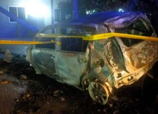 Langgar tiang elektrik, Perodua Myvi terbakar