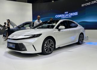 KLIMS: Toyota Camry HEV 2025 dilancar – 2.5 Dynamic Force dengan 186PS/221Nm, RM248,888