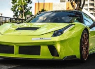‘Influencer’ tawar netizen naik supercar Ferrari