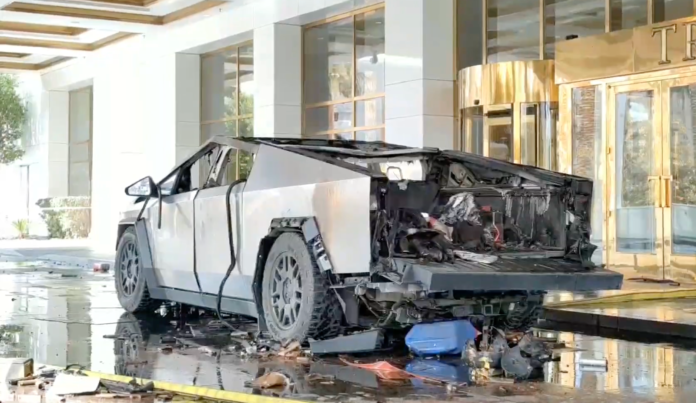 Tesla Cybertruck terbakar_1