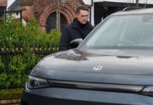 Michael Owen pemilik pertama Leapmotor C10 di UK