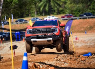 Ford Raptor Rev: Ujian sebenar trak paling perkasa!