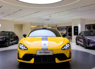 Xiaomi SU7 Ultra tiba di pusat jualan seluruh China