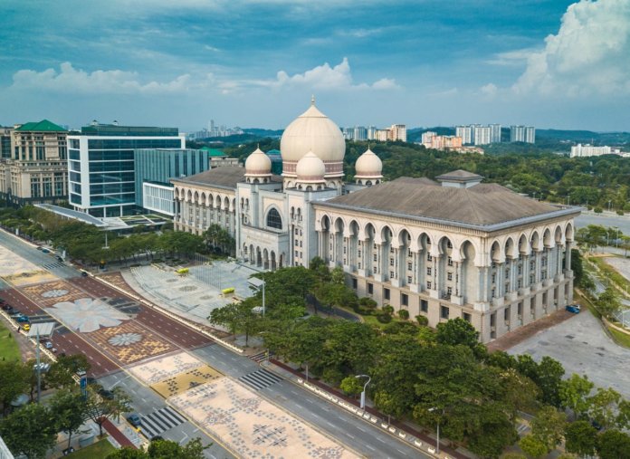 mahkamah putrajaya Large