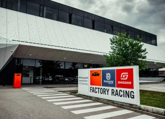 Anda kini boleh masuk dan lawat KTM Factory Racing di Austria