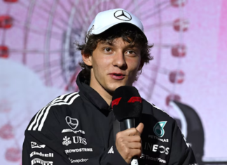 Pemandu F1 ini dilarang pandu supercar yang dihadiahkan oleh Mercedes-AMG selama tiga tahun