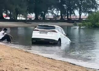 Proton X70 disewa pelajar Sudan terbenam dalam laut