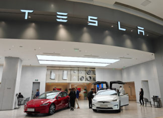 Jualan menurun, kakitangan Tesla China bekerja syif 13 jam tanpa cuti