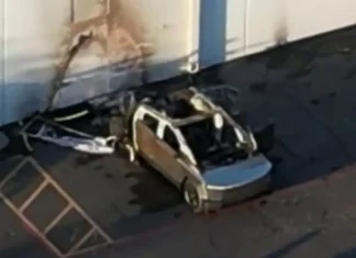 Polis tahan suspek bakar Cybertruck di pusat pengedar