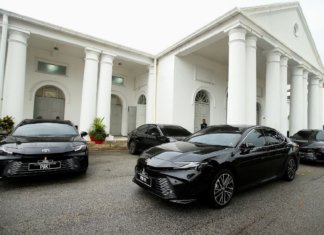 Kerajaan negeri Pulau Pinang beli 15 unit Toyota Camry bernilai RM3.3 juta