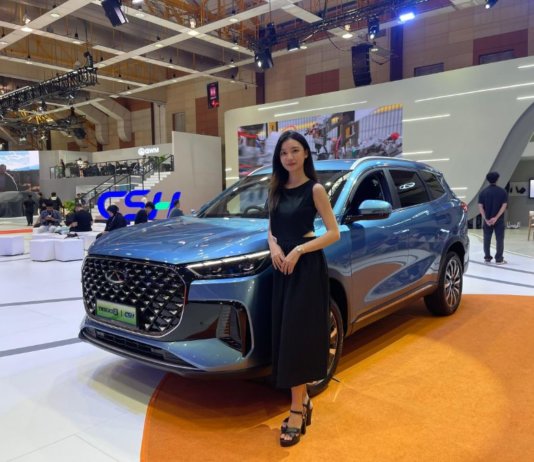#MAS2025: Chery Tiggo 8 PHEV ditayang – rupa lebih segar, 1,200km satu tangki penuh!