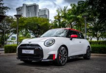 #MAS2025: MINI JCW petrol dan EV buat penampilan – dari RM219k