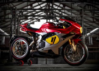 MV Agusta Superveloce 1000 Ago, rai Giacomo Agostini dengan 15 juara dunia, 83 sahaja!