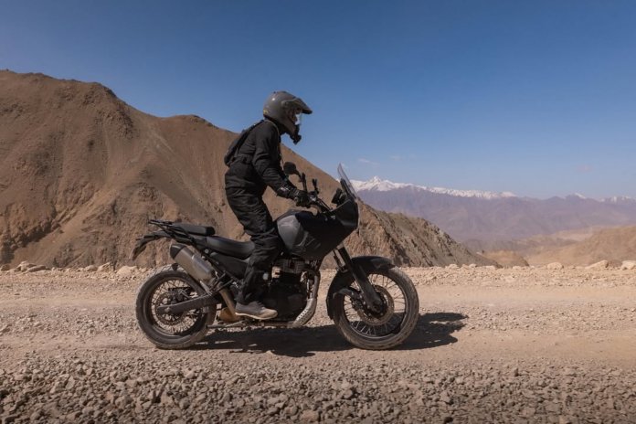 Royal Enfield Himalayan 750 cc (2)