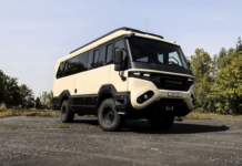 Torsus Praetorian bertukar menjadi sebuah motorhome off-road
