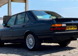 Peminat temukan kereta Chris Harris yang dicuri lebih pantas berbanding tindakan polis