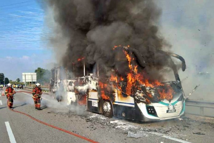 Bas terbakar