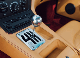 Mahu kereta manual? Ferrari sarankan beli kereta klasik terpakai