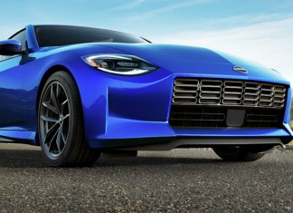 Nissan Z 2025 warna Ikonik Bayside Blue untuk Australia