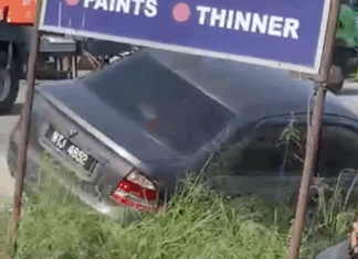 Budak 11 tahun pandu Proton Saga, terbabas masuk longkang