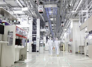 Tesla pilih cip Samsung, perjanjian bernilai RM70 bilion