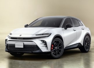 Toyota Crown Sport RS The 70th dan Crown Sport Z The 70th tampil ciri unik di Jepun