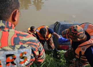 Mayat enam sekeluarga ditemukan dalam kereta di Sungai Korok
