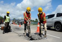Jalan berlubang mesti ditampal dalam 24 jam