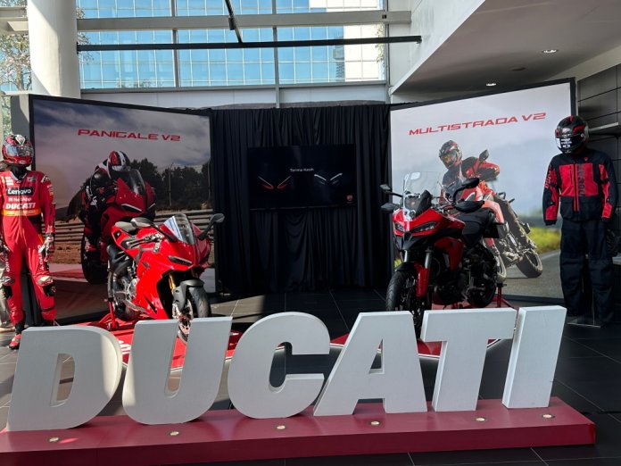 batch_Ducati Panigale V2_2