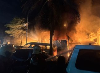 Pekerja bengkel melecur, lebih 40 kenderaan hangus terbakar
