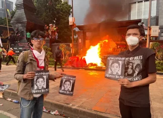 Demo Jakarta : Anggota polis mengaku langgar rider hingga maut