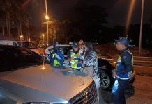 Kereta mewah kena sita, wanita warga China pulang naik e hailing