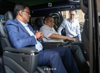 Menteri Pengangkutan terima Zeekr 009
