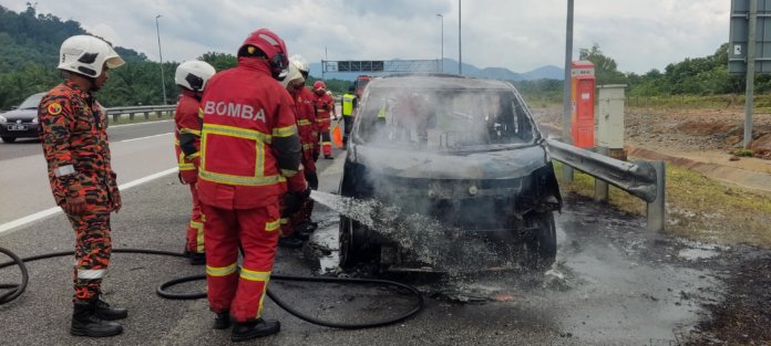 Vellfire terbakar_1
