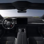 Xiaomi SU7 Ultra – Moonshadow Gray & Charcoal Black & Yellow Accent Tri-Tone.01