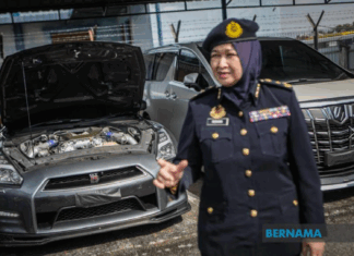 JPJ Perlis sita Nissan GTR R35 milik ahli perniagaan