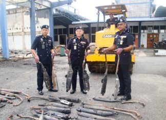 Polis Kedah lupus 1,385 aksesori motosikal diubah suai