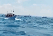 100 perahu nelayan lakukan kepungan, halau kapal Petronas di Perairan Sampang