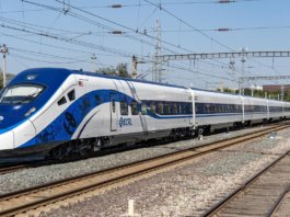 Set tren pertama ECRL dijangka tiba bulan depan