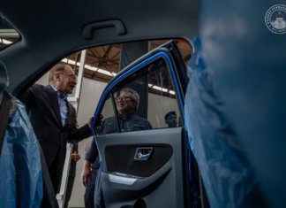 “Saya akan jadi ‘pegawai pemasaran Perodua’ ke luar negara,” PMX