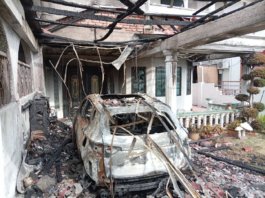 Bakar Proton X50, polis tahan pasangan kekasih