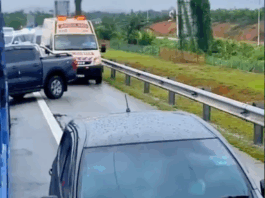Polis siasat kenderaan halang ambulans di lorong kecemasan