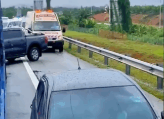 Polis siasat kenderaan halang ambulans di lorong kecemasan