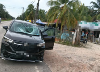 Warga emas maut, besi ‘longshaft’ lori seberat 100kg tembus cermin depan MPV