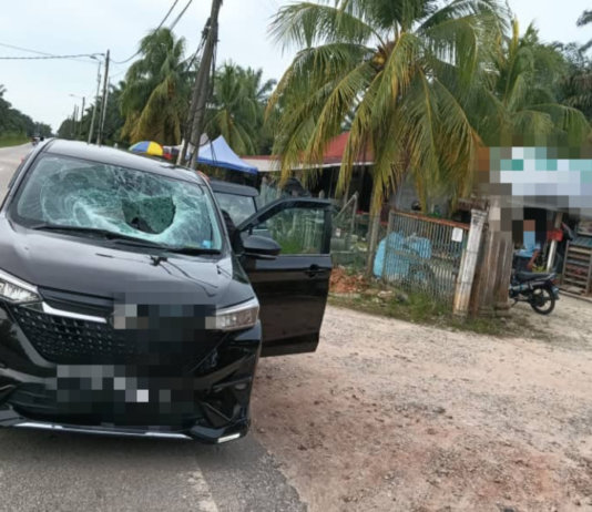 Warga emas maut, besi ‘longshaft’ lori seberat 100kg tembus cermin depan MPV